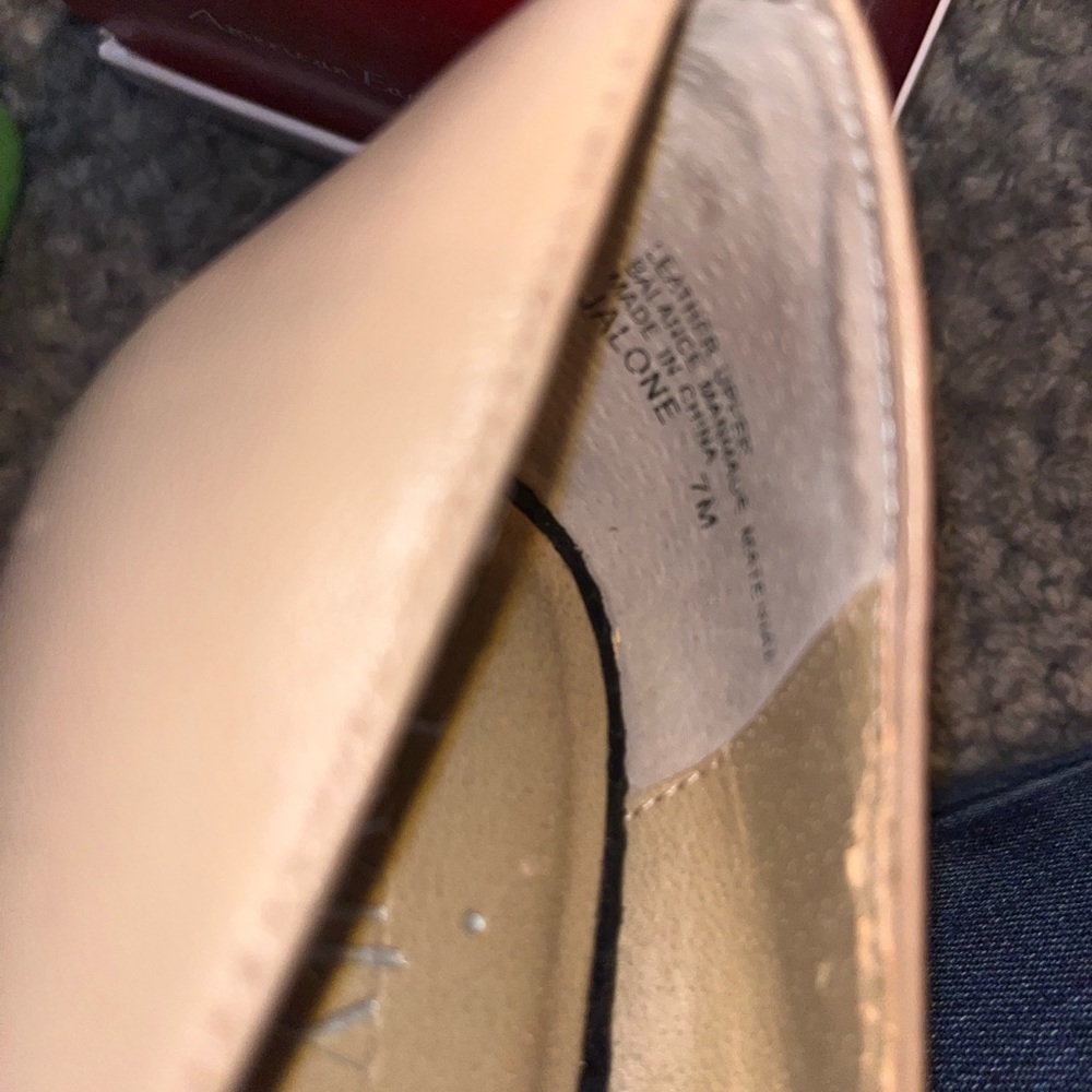 Levity snake skin toe Pointed Heels - Picture 6 of 6